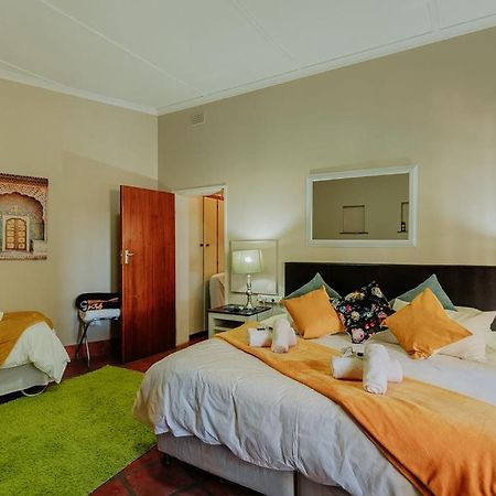 Riverbank Lodge Ъпингтън Екстериор снимка