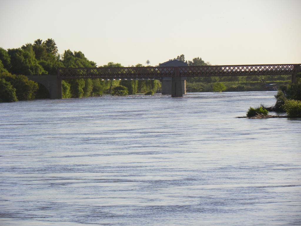 Riverbank Lodge Ъпингтън Екстериор снимка