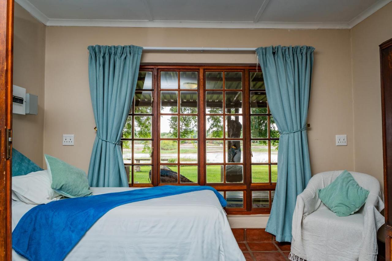 Riverbank Lodge Ъпингтън Екстериор снимка